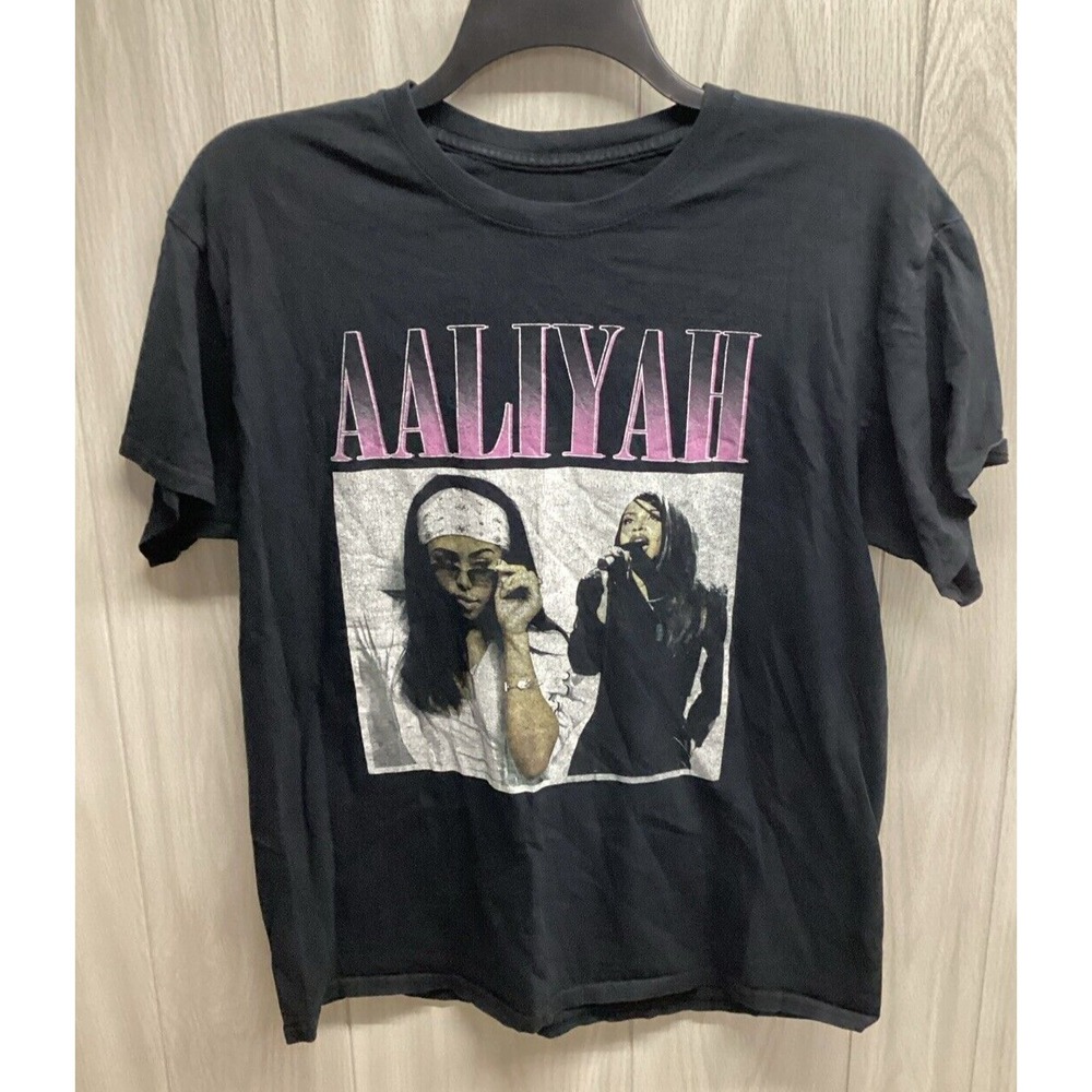 AALIYAH Women's (Size L) Short Sleeve Crew Neck Concert T-Shirt R & B‎ Cotton